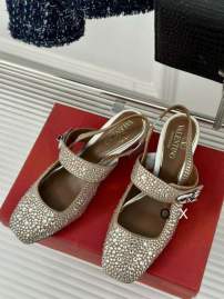 Picture of Valentino Shoes _SKUValentinosz35-40JX090120327